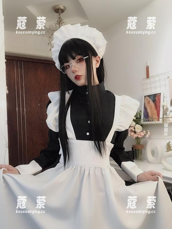 来自无圣光的灵动—探看起起子vvvv的连衣裙写真