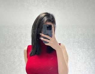 微密圈 – 醇子小姨逆天修女造型,壁纸质量好到想单膝跪下