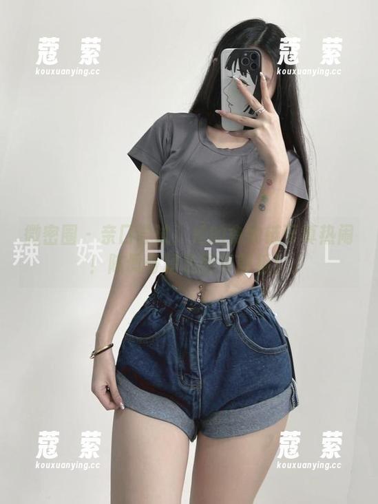 微密圈 - 亲口尝试！她的食物链可真热闹！陈佩奇精选图包解析！